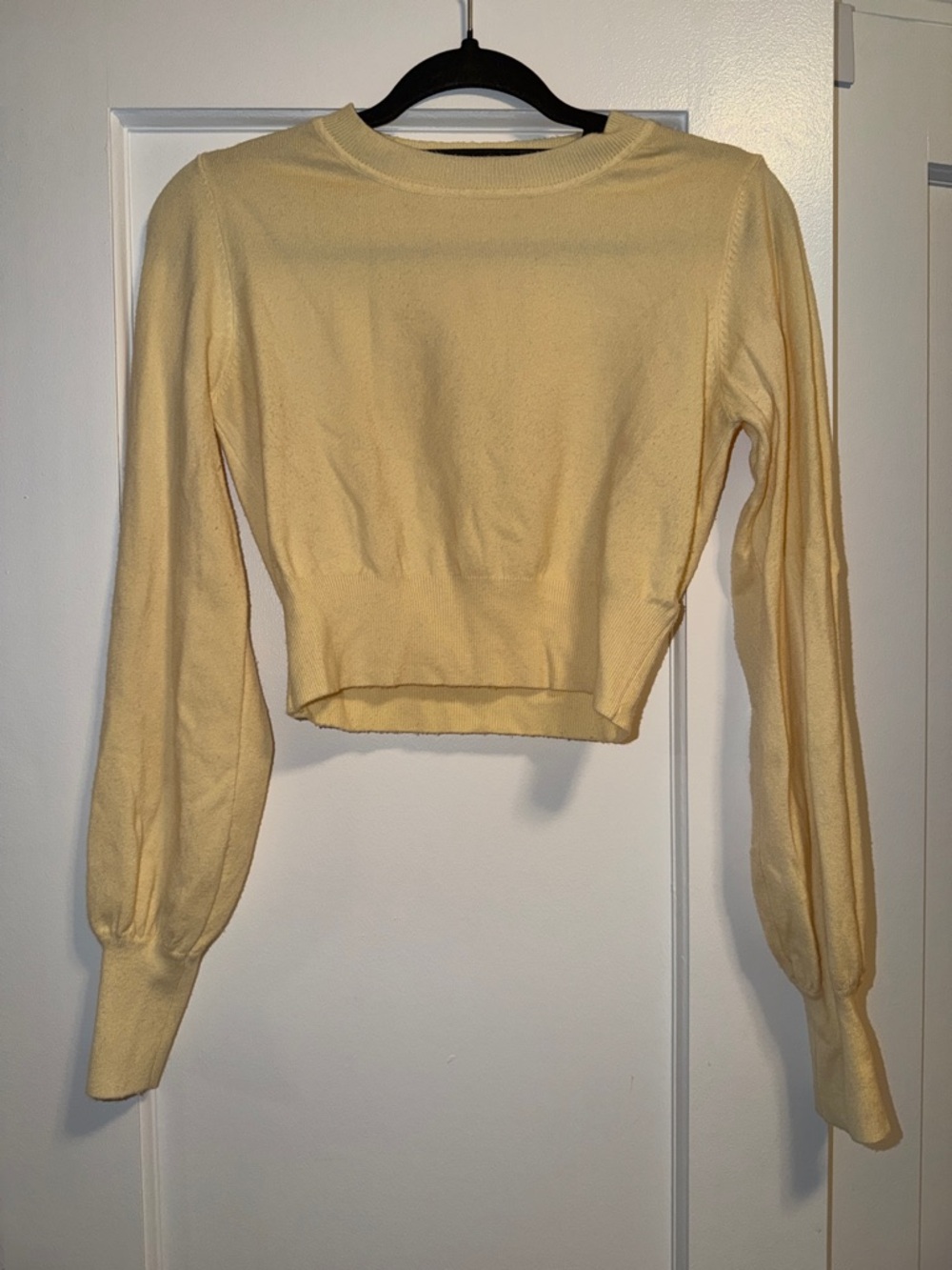 Cropped Long-Sleeve Knit Top in Butter Yellow